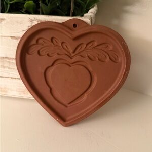 Country Home Collections Heart Cookie Mold 1992 Brown Heart within a HEART